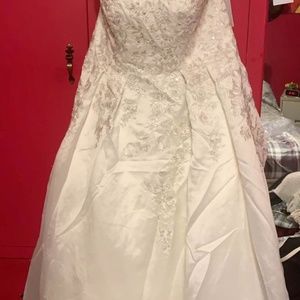 Wedding dress